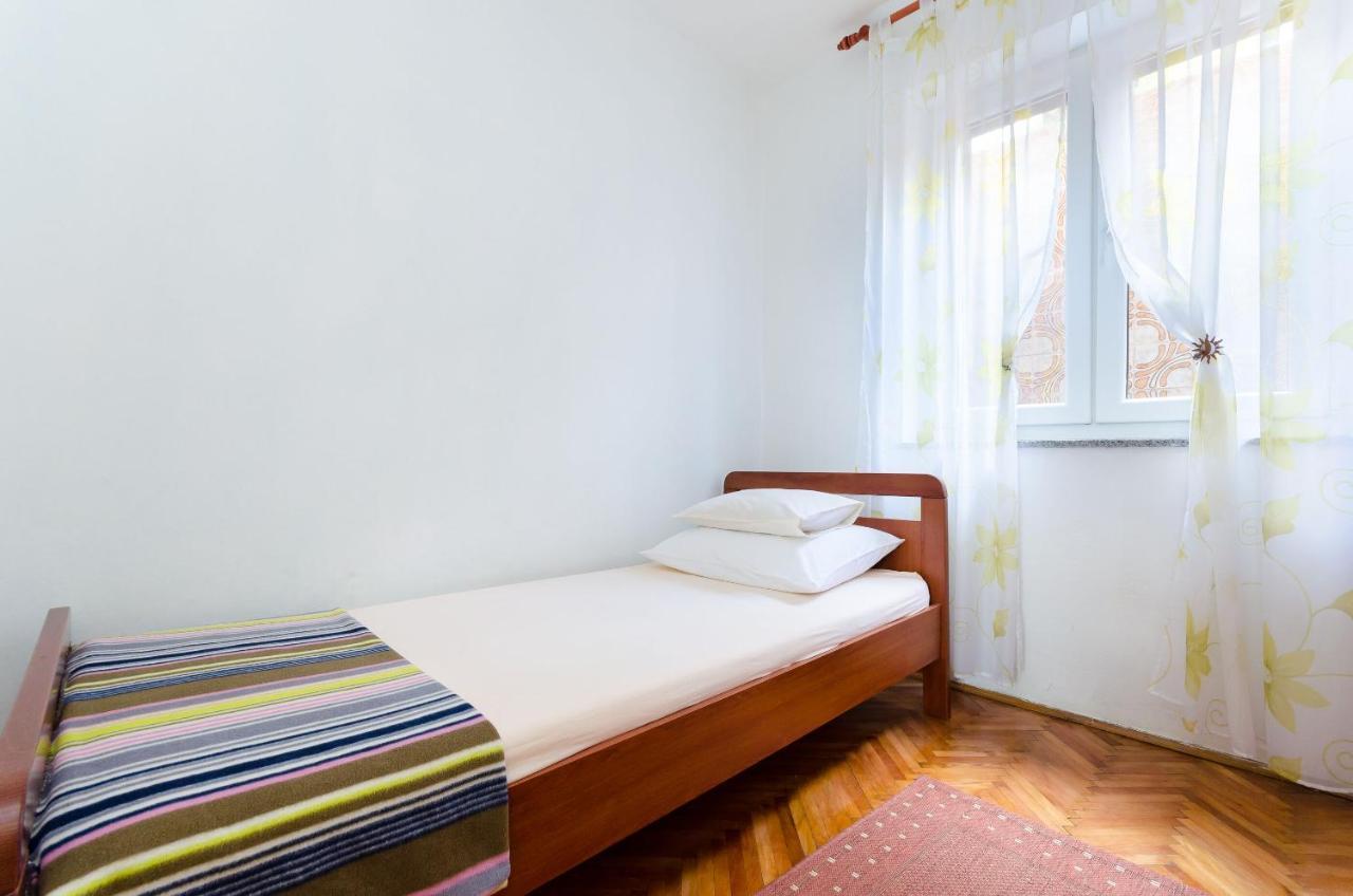 Apartment Milan Senj  Exterior foto